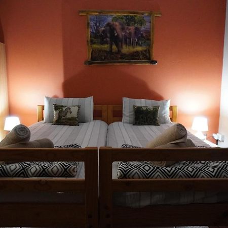 Okahandja Guesthouse Luaran gambar