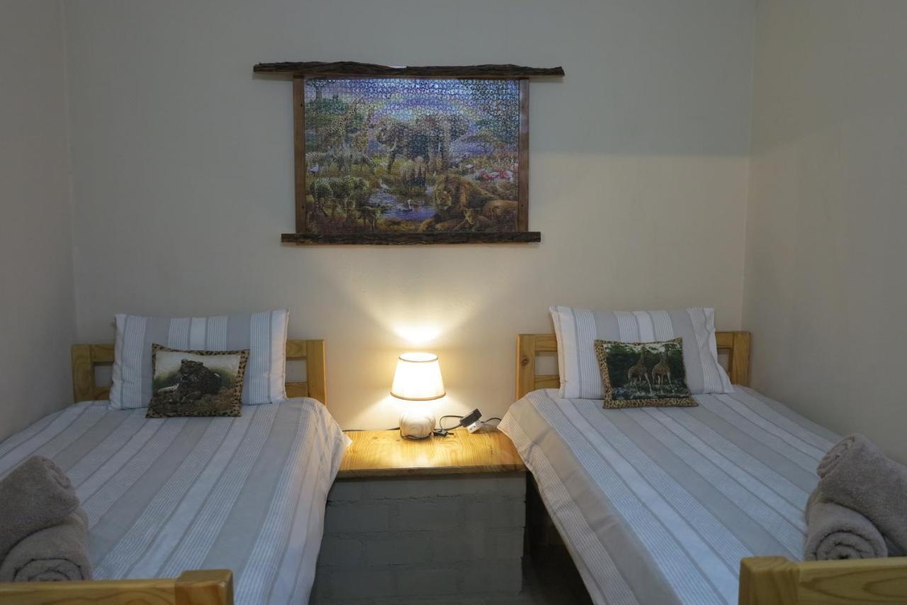 Okahandja Guesthouse Luaran gambar